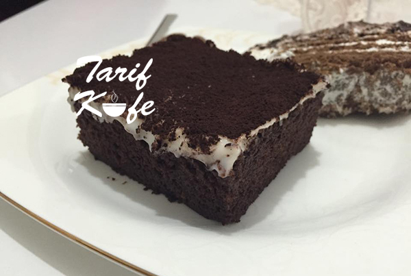 Kremalı Kakaolu Kek Tarif Kafe